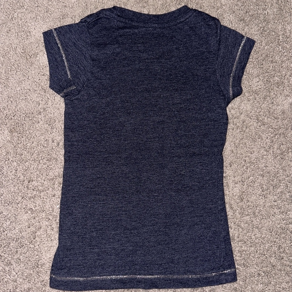 🏷️ 5 for $25 🏷️ Hard Rock Dubai shirt, XS girls - fits 4T - Picture 4 of 4